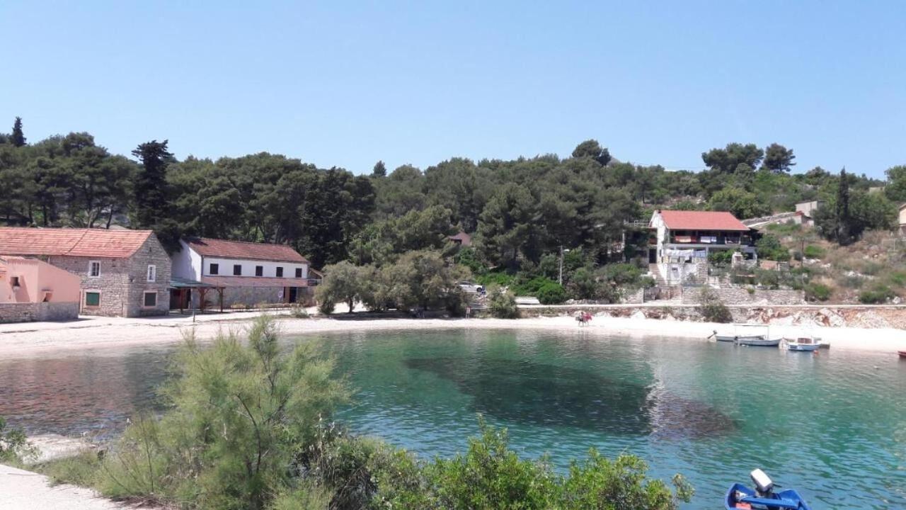 Apartments Vlado - 50M From The Sea Rogač Zewnętrze zdjęcie
